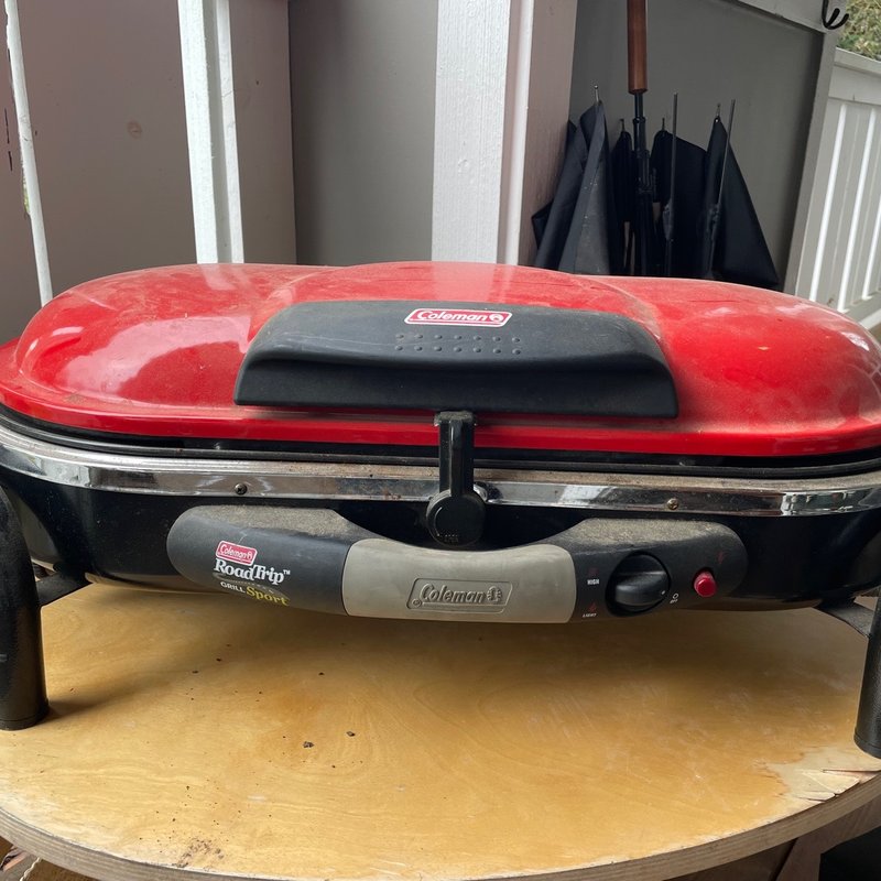 Propane camping grill